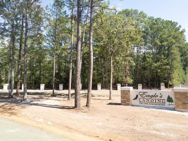 Land for sale in Broaddus, Texas