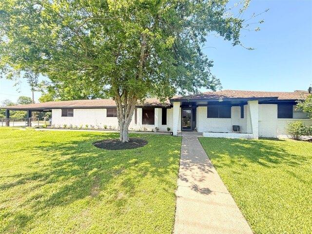 House for sale in Crosby, Texas