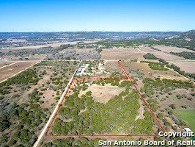 Land for sale in Tarpley, Texas
