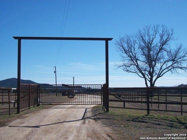 Land for sale in Tarpley, Texas
