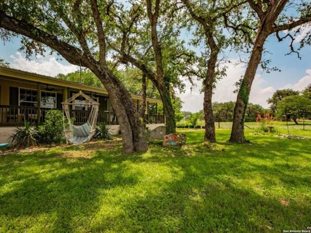 Property for sale in Utopia, Texas