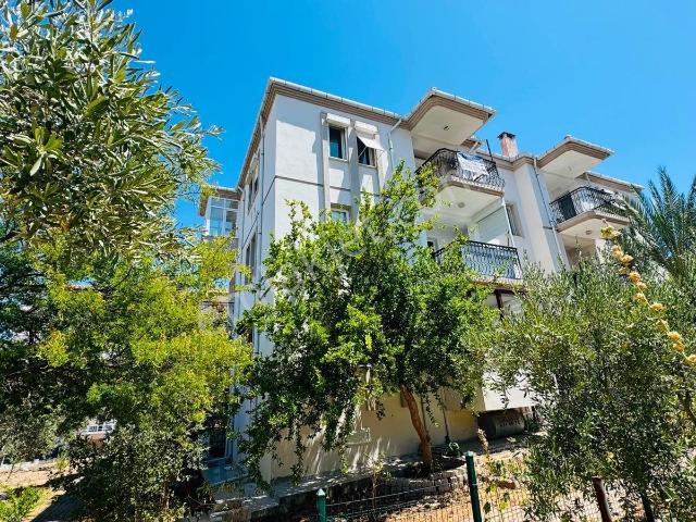 Foça, İzmir içerisinde kiralık mülk
