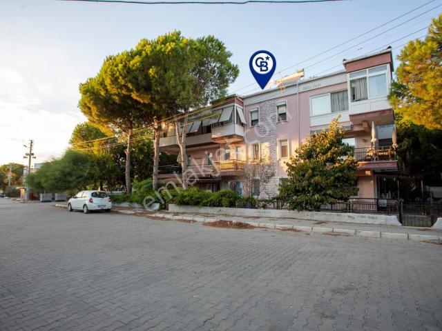 Atatürk Mahallesi, Foça içerisinde satılık mülk