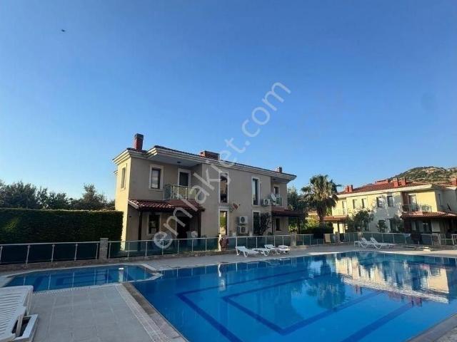 Foça, İzmir içerisinde satılık Villa