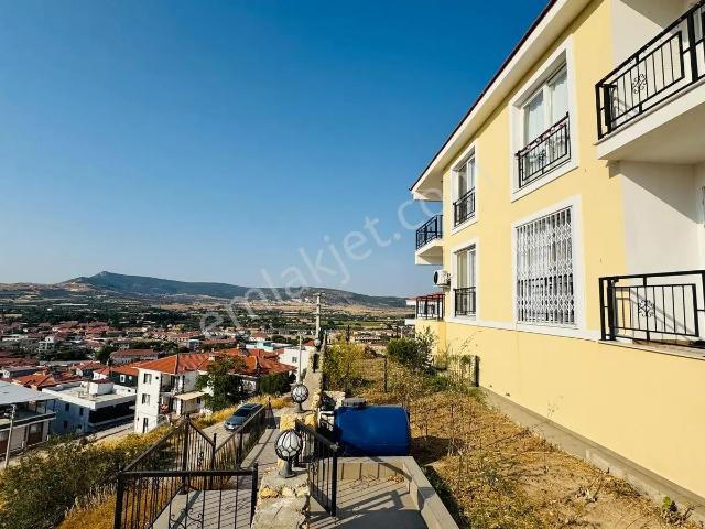 Foça, İzmir içerisinde kiralık mülk