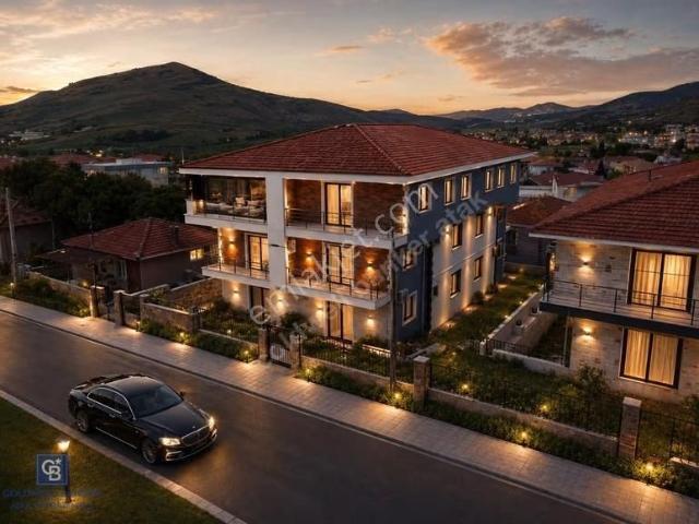 Yenibağarası Mahallesi, Foça içerisinde satılık mülk