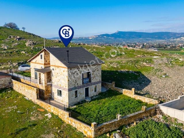 Foça, İzmir içerisinde satılık Villa