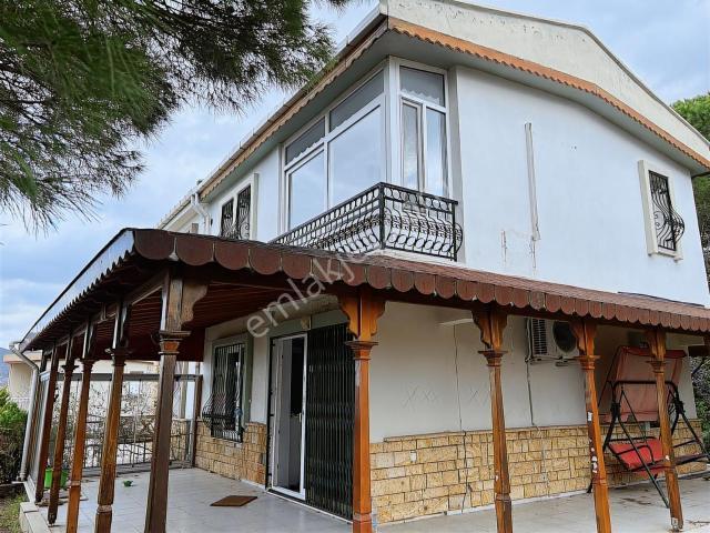 Foça, İzmir içerisinde kiralık Villa