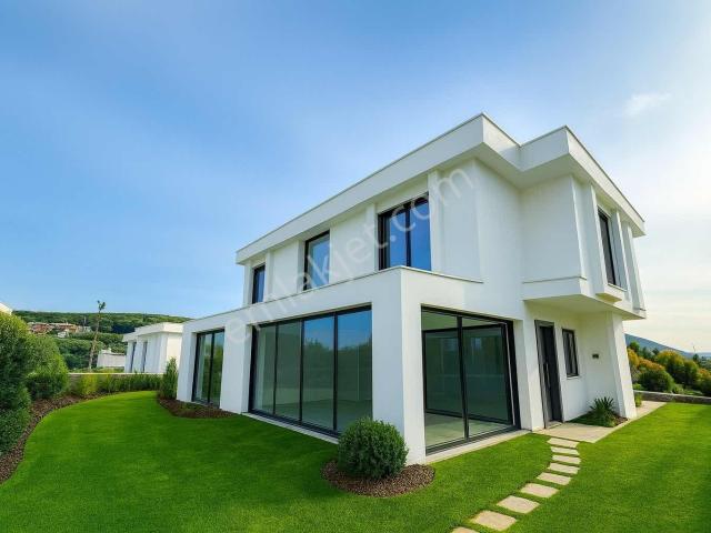 Foça, İzmir içerisinde satılık Villa