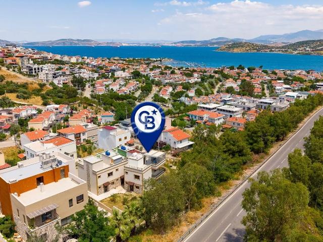 Foça, İzmir içerisinde satılık Villa