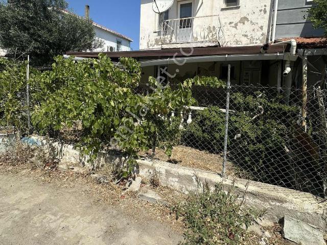 Foça, İzmir içerisinde satılık Villa