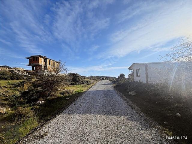 Foça, İzmir içerisinde satılık Arsa