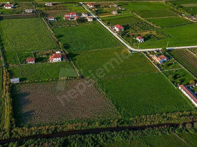 Foça, İzmir içerisinde satılık Arsa