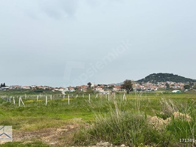 Mareşal Fevzi Çakmak Mahallesi, Foça içerisinde satılık Arsa