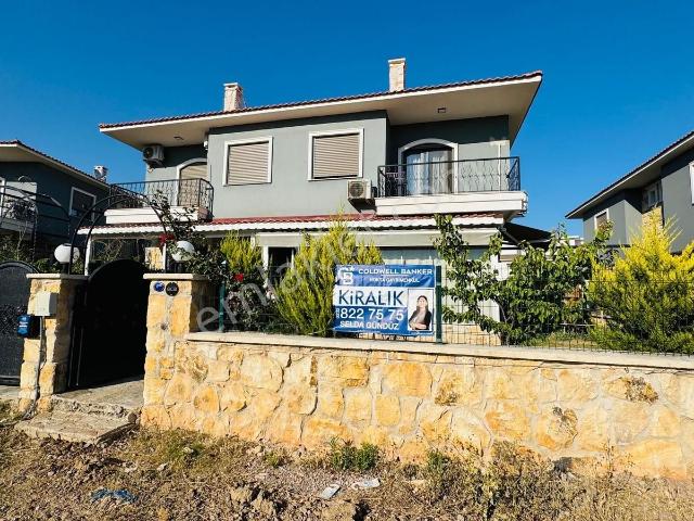 Foça, İzmir içerisinde kiralık Villa