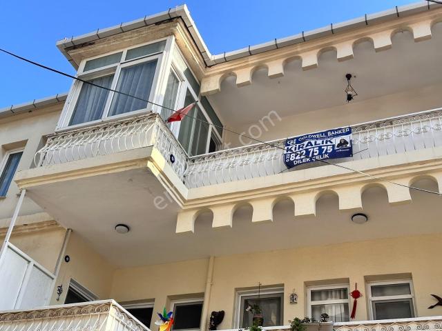 İsmetpaşa Mahallesi, Foça içerisinde kiralık mülk