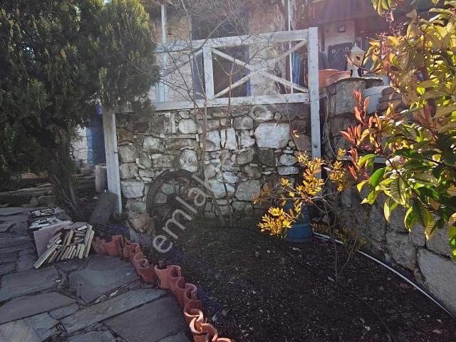 Foça, İzmir içerisinde satılık Villa
