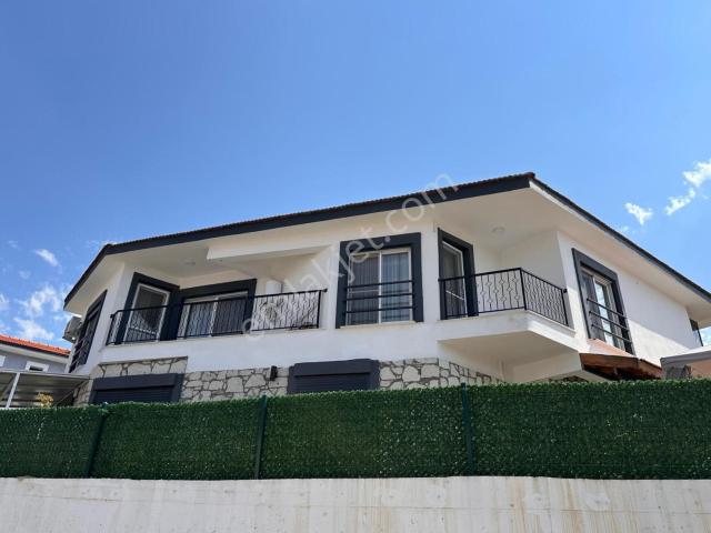 Foça, İzmir içerisinde kiralık mülk