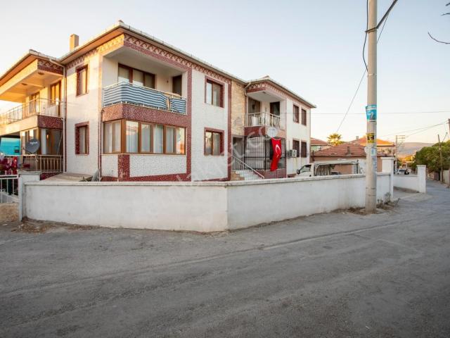 Foça, İzmir içerisinde kiralık mülk