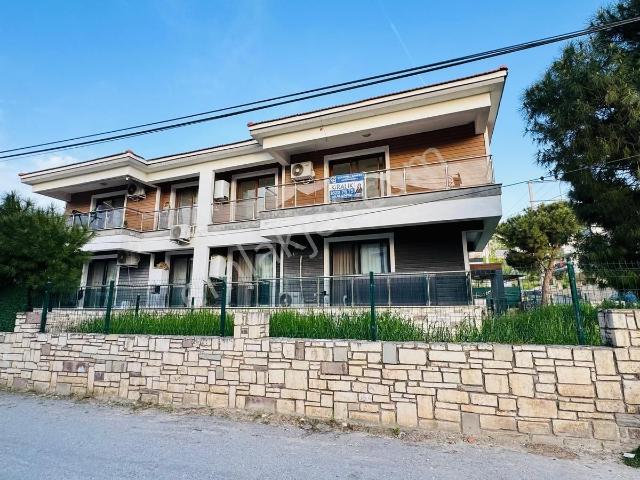 Foça, İzmir içerisinde kiralık mülk