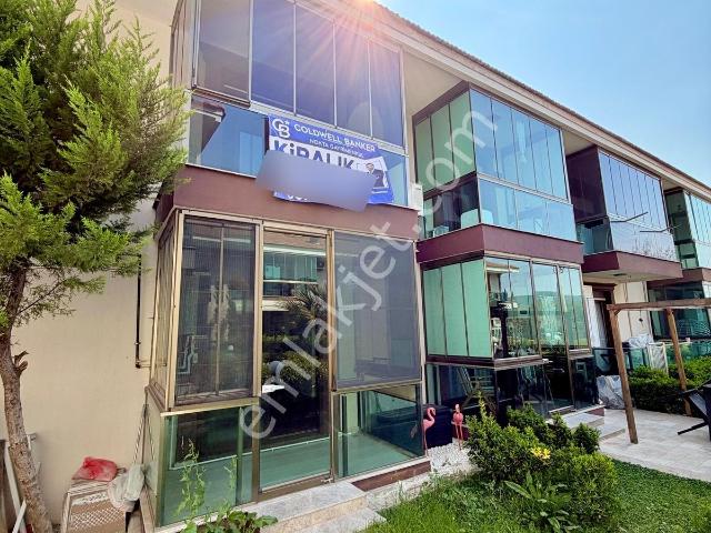 Foça, İzmir içerisinde kiralık Villa