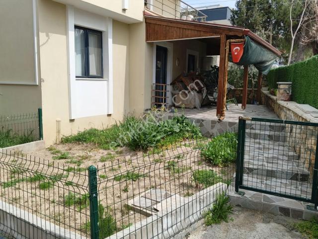 Foça, İzmir içerisinde kiralık mülk