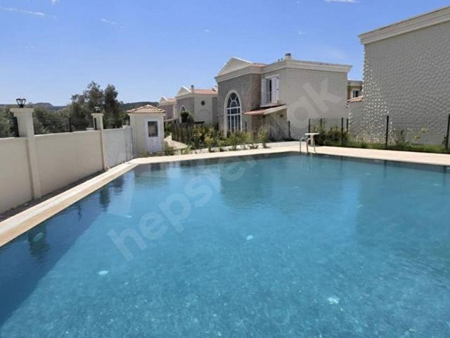 Foça, İzmir içerisinde satılık Villa