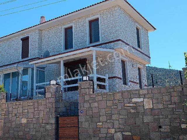 Foça, İzmir içerisinde satılık Villa