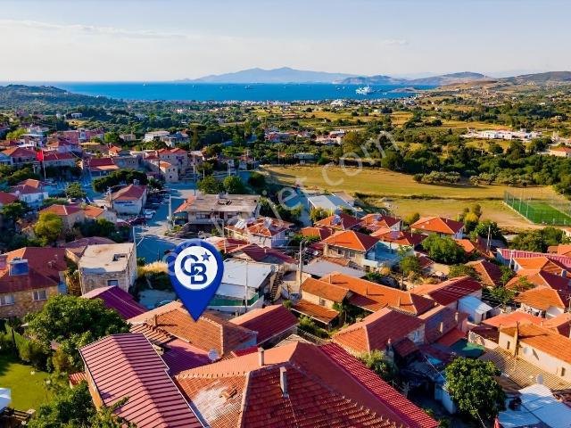 Foça, İzmir içerisinde satılık Villa