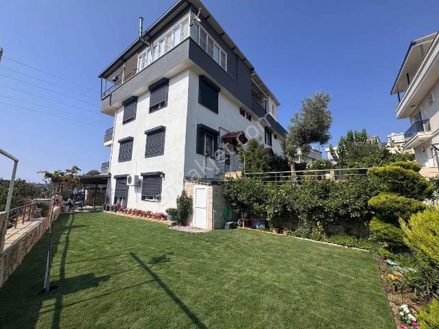 Mustafa Kemal Atatürk Mahallesi, Foça içerisinde satılık Villa