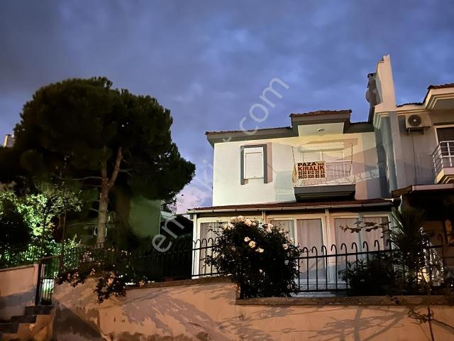 Foça, İzmir içerisinde kiralık Villa