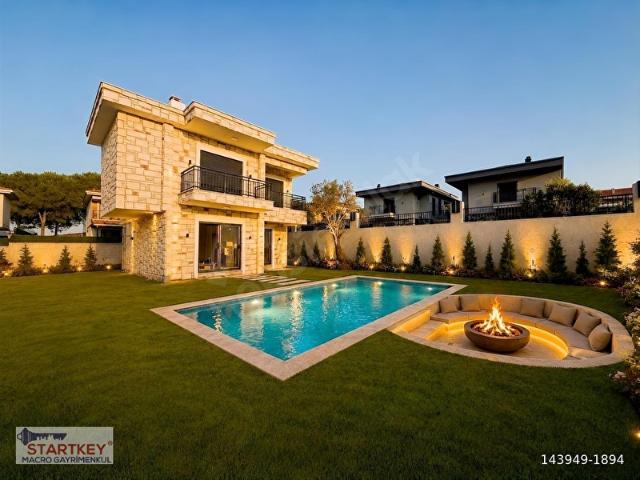 Foça, İzmir içerisinde satılık Villa
