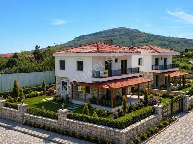 Foça, İzmir içerisinde satılık Villa