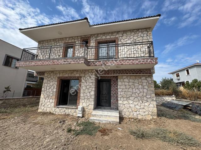 Foça, İzmir içerisinde satılık Villa