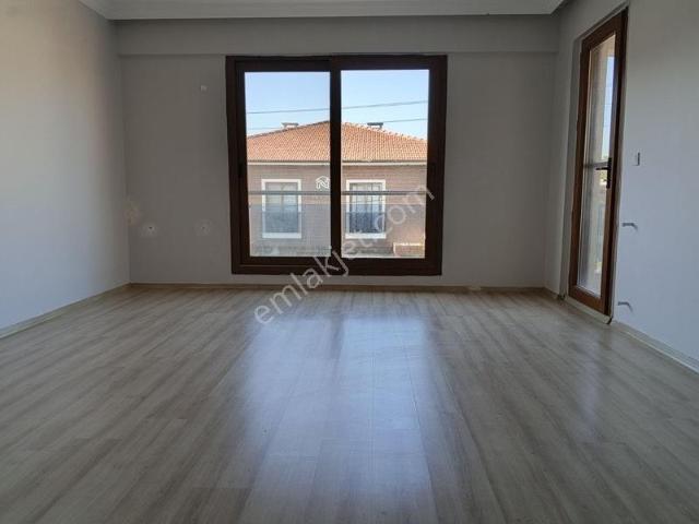 Yenibağarası Mahallesi, Foça içerisinde kiralık mülk