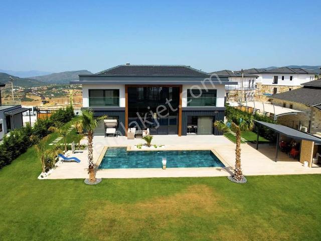 Foça, İzmir içerisinde kiralık Villa