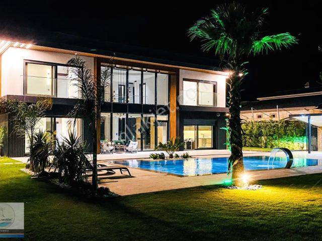 Foça, İzmir içerisinde kiralık Villa