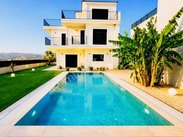 Yenibağarası Mahallesi, Foça içerisinde kiralık Villa