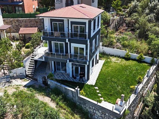 Foça, İzmir içerisinde satılık Villa