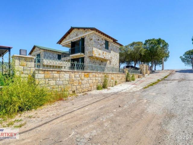 Yenibağarası Mahallesi, Foça içerisinde satılık Villa