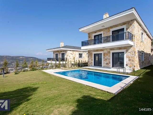 Foça, İzmir içerisinde satılık Villa