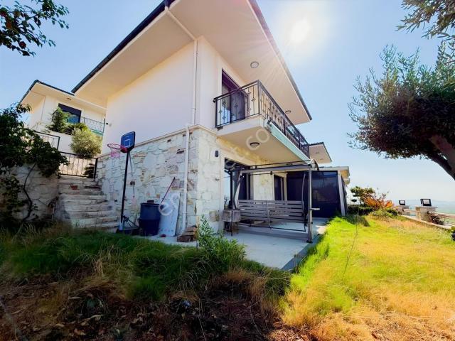 Foça, İzmir içerisinde kiralık Villa