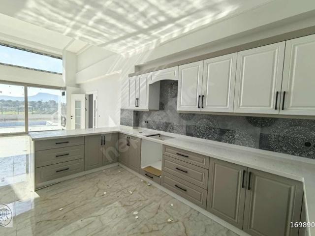 Foça, İzmir içerisinde satılık Villa