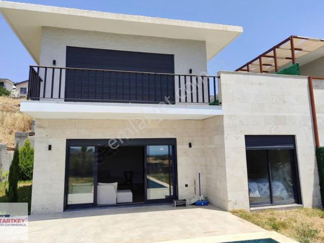 Yenibağarası Mahallesi, Foça içerisinde satılık Villa