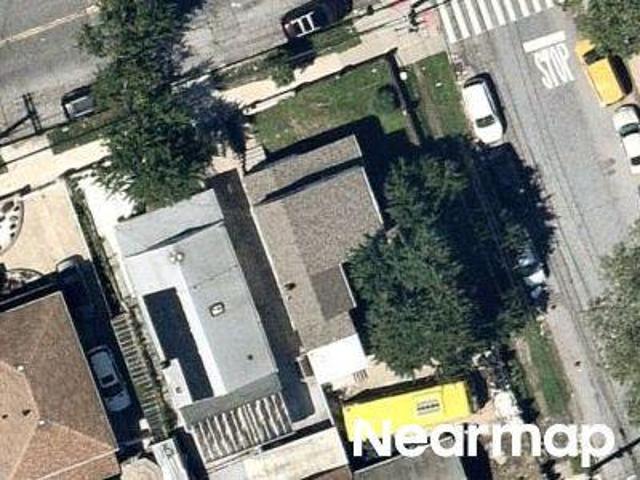 House for sale in Queens, Arverne