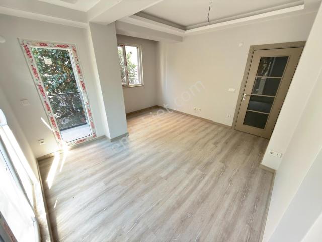Atalar Mahallesi, Kartal içerisinde kiralık mülk