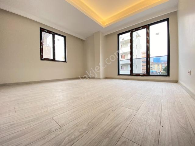 Orhantepe Mahallesi, Kartal içerisinde satılık mülk