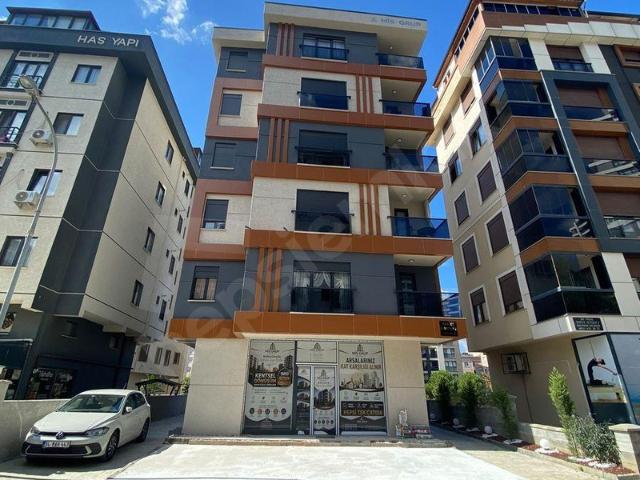 Atalar Mahallesi, Kartal içerisinde satılık Dükkan
