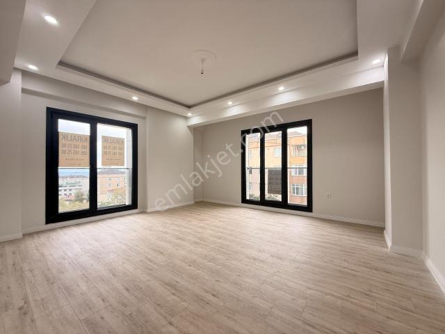 Karlıktepe Mahallesi, Kartal içerisinde kiralık mülk