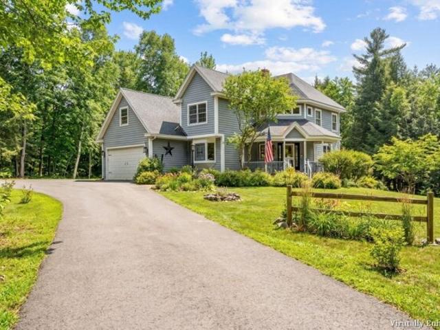 House for sale in Readfield, Maine